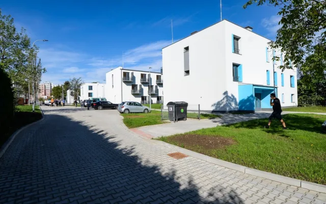 Plzeň dokončila stavbu 18 bytových domů v Zátiší, jde o jeden z největších městských projektů v ČR
