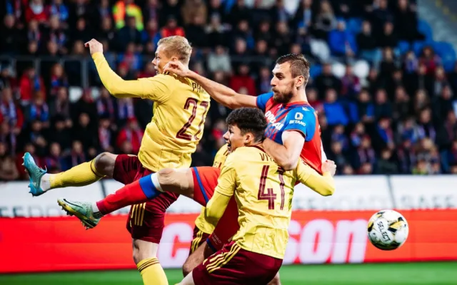 Sparta ve šlágru porazila Plzeň a ukončila její sérii 35 vítězných zápasů v nejvyšší domácí soutěži
