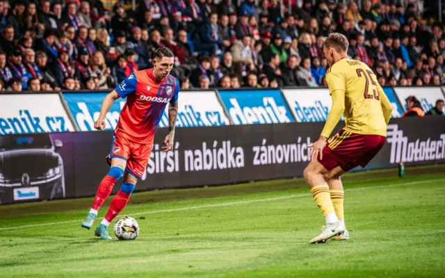 Sparta ve šlágru porazila Plzeň a ukončila její sérii 35 vítězných zápasů v nejvyšší domácí soutěži