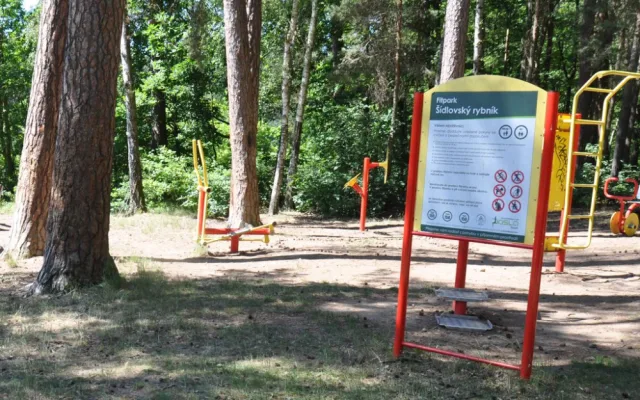 Šíldovský rybník bude mít lepší přístup k vodě, město také nechá zpevnit jeho břeh, aby lépe odolal erozi