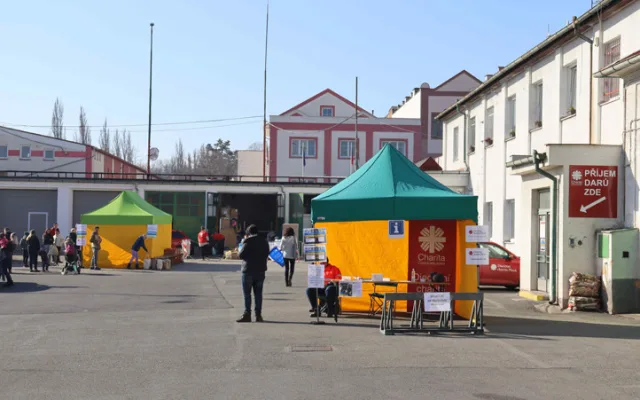 Sklad charity v Cukrovarské