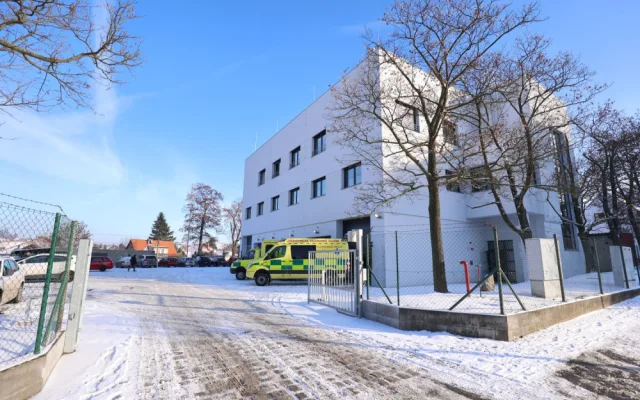 Záchranářům slouží nová základna na Doubravce, díky ní se rychle dostanou k zásahu na D5