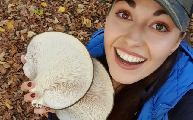 Česko letos zažívalo houbařské žně, říká populární Šumavská houbička. K návštěvě lesa inspiruje tisíce lidí