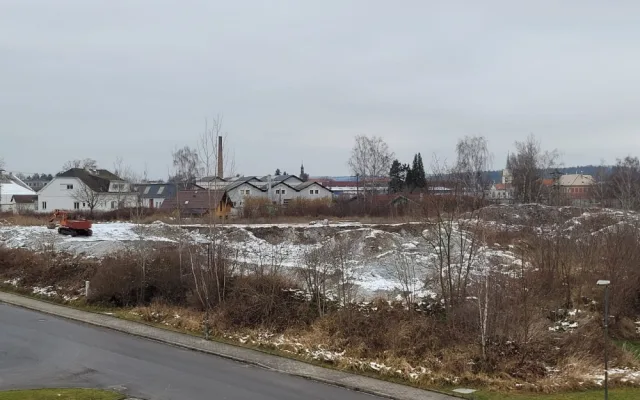 Po dlouhých desetiletích má město naději, že se zbaví Bílé haldy, kde leží tisíce tun strusky z bývalé hutě