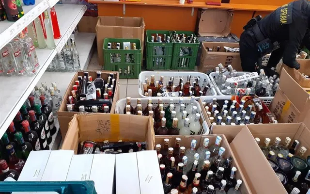 Kontrolám neunikl ani nezdaněný alkohol