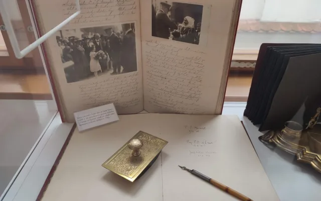 Před 100 lety navštívil Masaryk Domažlice, vítaly ho davy nadšených lidí v krojích a bohatá výzdoba