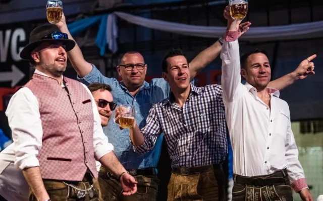 Oblíbený festival Treffpunt se vrací do Plzně již po deváté, nabídne bavorská piva, jídlo i hudbu