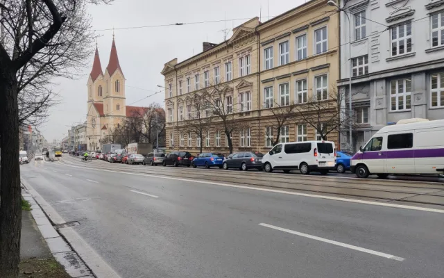 Co si myslí zastupitelé Plzně o tom, že si občané stěžují na na dlouhé kolony a špatný průjezd městem v souvislosti s množstvím oprav ulic?