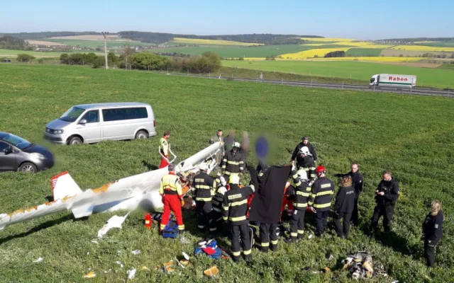 Během dvou dnů došlo už k druhé letecké nehodě, pilot ultralightu utrpěl těžká zranění