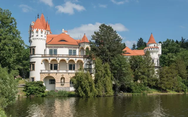 Romantický zámek Žinkovy je na prodej za 200 milionů korun. V minulosti jej vlastnil rod Lobkowitzů nebo rodina Škodů