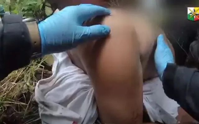 Policie zveřejnila dramatické video z výjezdu k velmi vážné nehodě, při které se zranily i čtyři děti