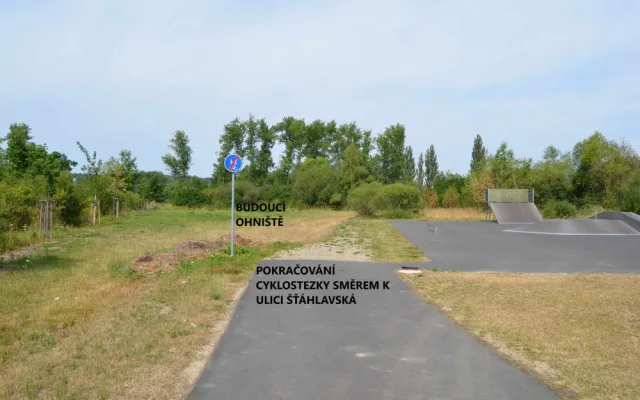 U rokycanského skateparku vyroste nová pumptracková dráha a napojí se na cyklostezku
