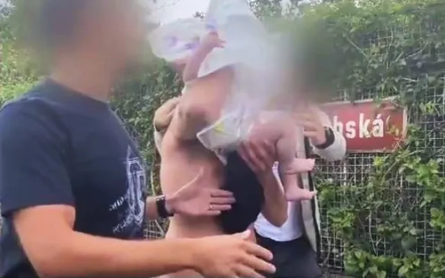 Muže i s kojencem se podařilo vypátrat