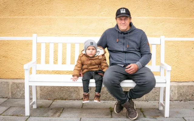 Ve dvou letech prodělal Saša první epileptický záchvat a pak se jeho vývoj pozastavil. Rodiče to ale nevzdávají