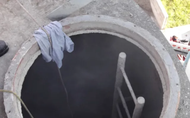 Muže zasypal cement uvnitř sila. Hrozila mu děsivá smrt v sevření sypké hmoty