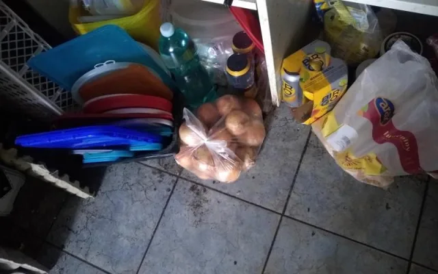 Prostory bistra v době, kdy tam byla na kontrole inspekce