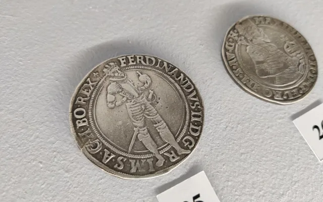 Muzeum představuje své poklady, podívejte se na unikátní mince, medaile nebo psí známky z roku 1876