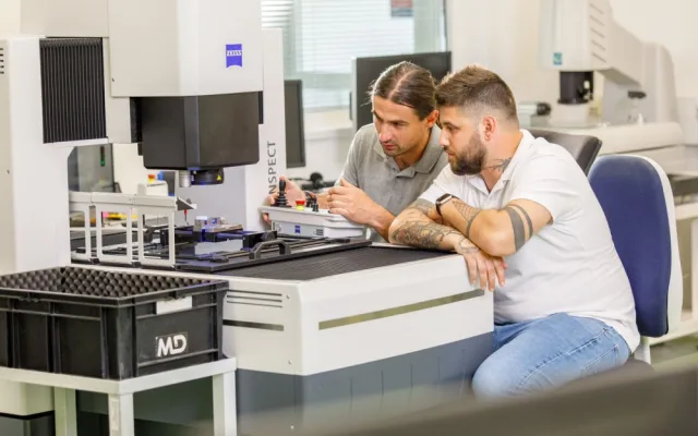 MD Elektronik, světový lídr pro přenos dat v autech. Společnost se specializuje na automatizaci a inovace
