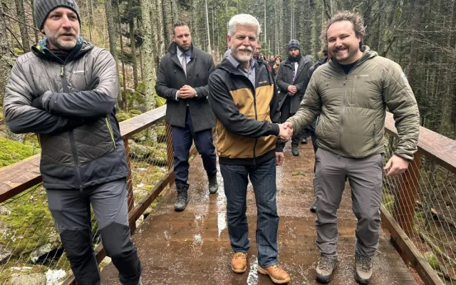 Setkání dvou nadšených motorkářů, prezident a mluvčí NP Šumava Jan Dvořák