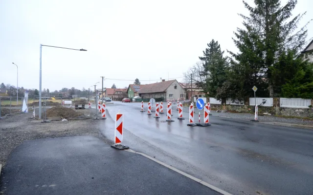 V pondělí 19. února 2024 odstartuje výstavba nového kruhového objezdu v křížení ulic Červenohrádecká, K Fořtovně a V Mokřinách v Červeném Hrádku