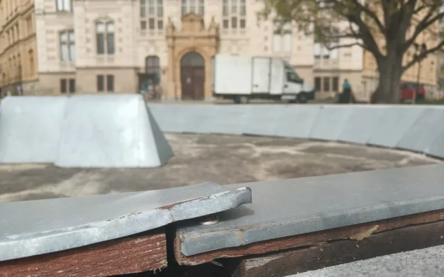 Fontána před muzeem bude opět plná vody, město ji nechá kompletně zrekonstruovat