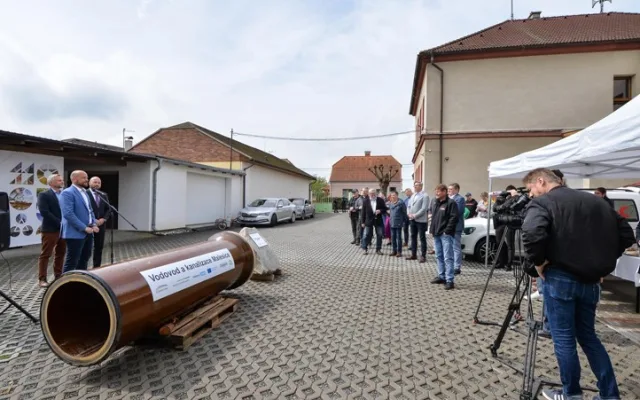 Okrajová část Plzně se konečně dočká vodovodu a kanalizace, stavba vyjde na 350 milionů