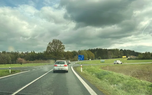 Startuje úprava extrémně nebezpečných křižovatek na silnici I/20 nad Losinou. Jde o místa častých nehod