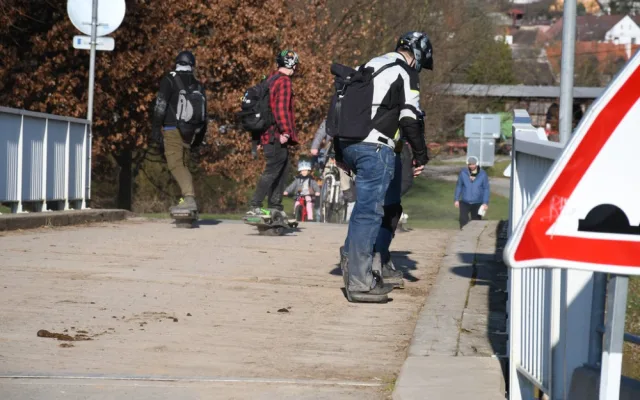Most přes Mži je v havarijním stavu, kvůli nutné opravě ho město na pět měsíců uzavře