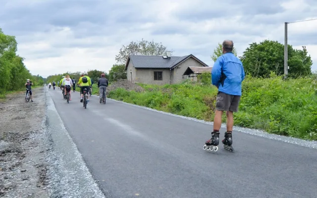 Cyklistům se otevřela unikátní stezka na bývalé železniční trati, dříve tam jezdily rychlíky