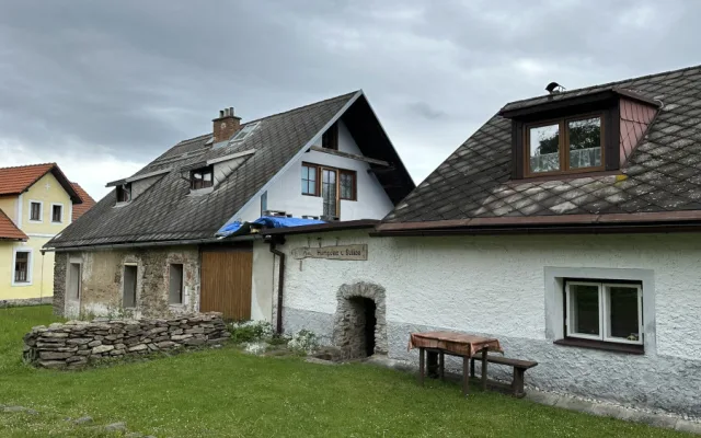 Šumavský Humpolec zůstává nejtajemnější obcí odříznutou od okolního světa. Dodnes tam nezavedli elektřinu