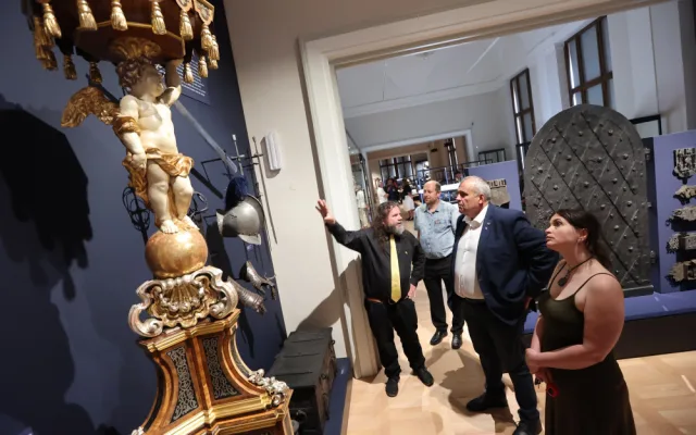Klatovské muzeum má po 28 letech novou expozici, mapuje historii města od doby kamenné do roku 1989