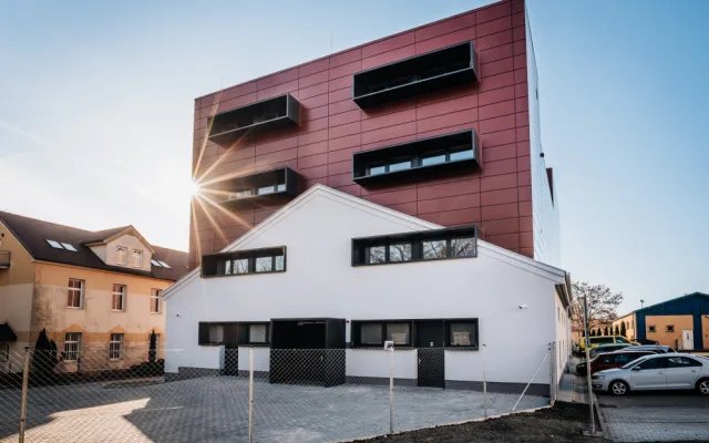 Studijní a vědecká knihovna prošla rekonstrukcí, kapacita pro archivaci knih a dokumentů se zvýšila pětinásobně