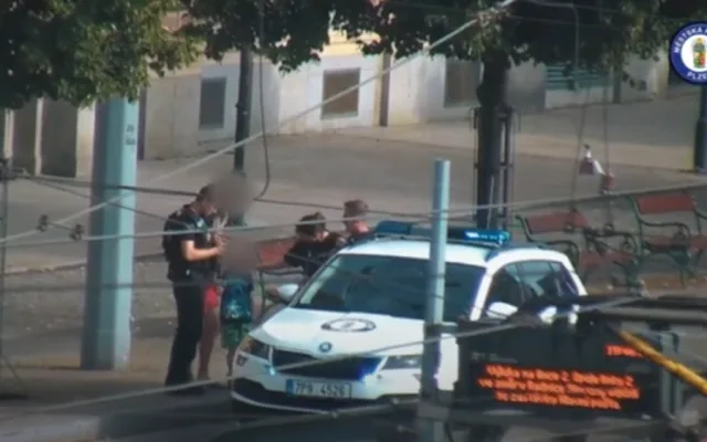 Chlapeček omylem ujel svému otci jiným autobusem MHD. Následovala blesková záchranná akce