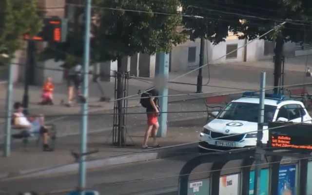 Chlapeček omylem ujel svému otci jiným autobusem MHD. Následovala blesková záchranná akce