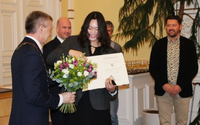 Olympijské zlato přiveze do Domažlic japonská oštěpařka Haruka Kitagučiová, která tam žije a trénuje