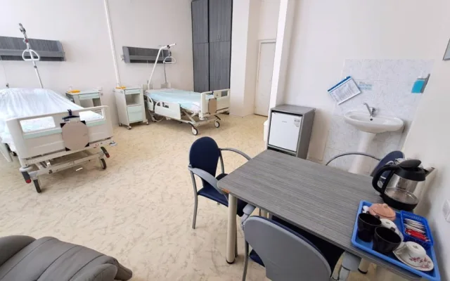 Rokycanská nemocnice opravovala lůžkové stanice. Pacienti budou mít víc světla a klidu