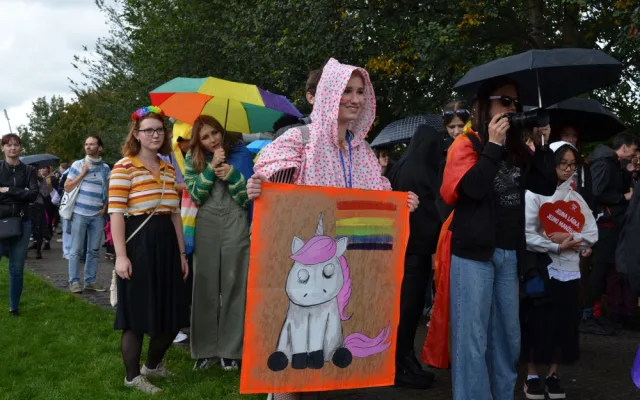 Centrem Plzně opět projde duhový průvod. Startuje několikadenní festival Pilsen Pride