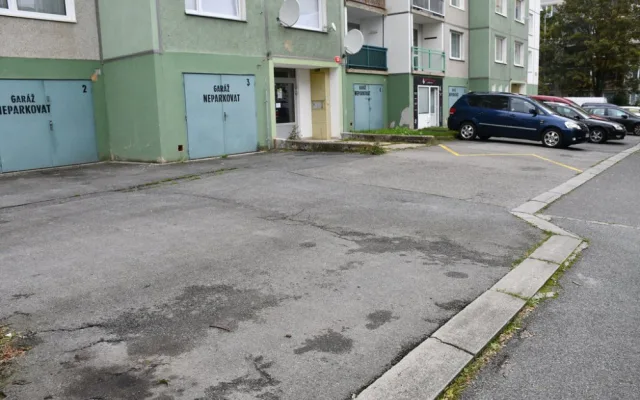 Prostory mezi domy na Vinicích prochází proměnou, asfaltových ploch bude minimum