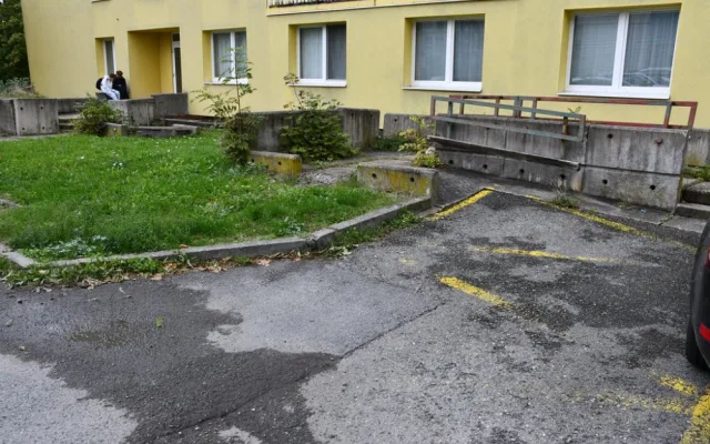 Prostory mezi domy na Vinicích prochází proměnou, asfaltových ploch bude minimum