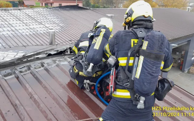 Výrobní halu zdemoloval požár a exploze. Způsobená škoda jde do milionů korun