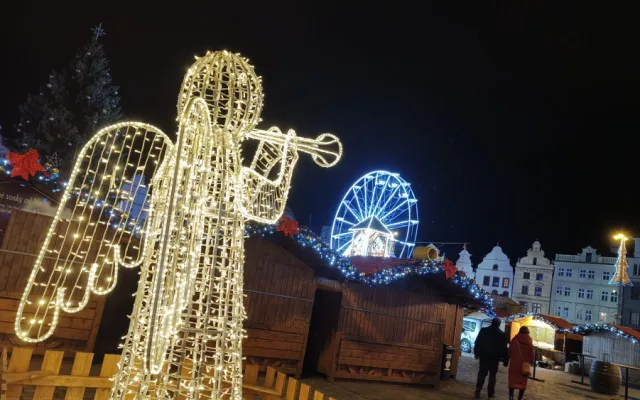 Příprava adventních trhů jde do finále