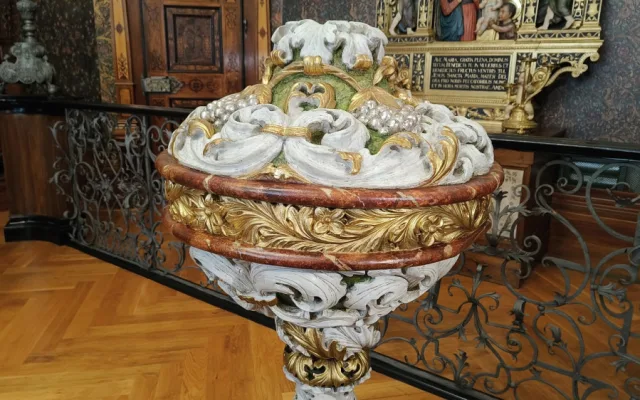 Ukradli ji českého z kostela, našli ji na německé aukci. Unikátní křtitelnice se teď vrátila do kraje svého původu