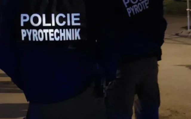 Vykřikovali Alláh Akbar a napodobovali střelbu, dvojici studentů čeká soud