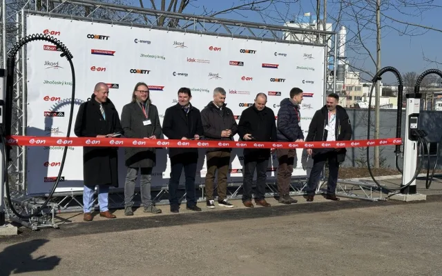 Městskou i linkovou dopravu zajišťují v Táboře plně elektrické autobusy. Ročně mají ujet milion kilometrů a převést 1,5 milionu cestujících