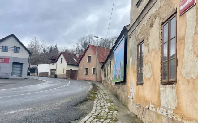 Pozor změna, uzavírka Rolnického náměstí se odsouvá kvůli archeologickému nálezu
