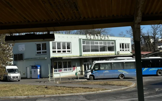 Stavba druhého největšího přestupního terminálu v Plzeňském kraji je v plném proudu. Přijde na 167 milionů