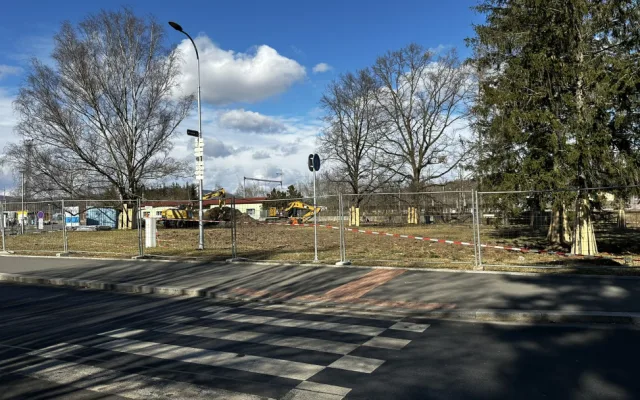 Stavba druhého největšího přestupního terminálu v Plzeňském kraji je v plném proudu. Přijde na 167 milionů