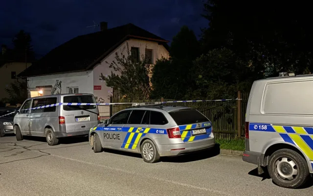 Za smrt ženy při domácím porodu v sídle sekty nikdo nemůže, policie případ odložila