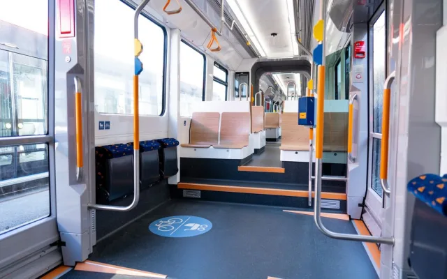 Škodováci vyrobili nejdelší tramvaj na světě, měří téměř 60 metrů. Dvanáct obřích souprav bude jezdit v SRN