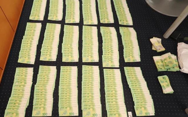 Celnici rozkryli případ pašování cigaret do pohraničí, škody jdou do milionů
